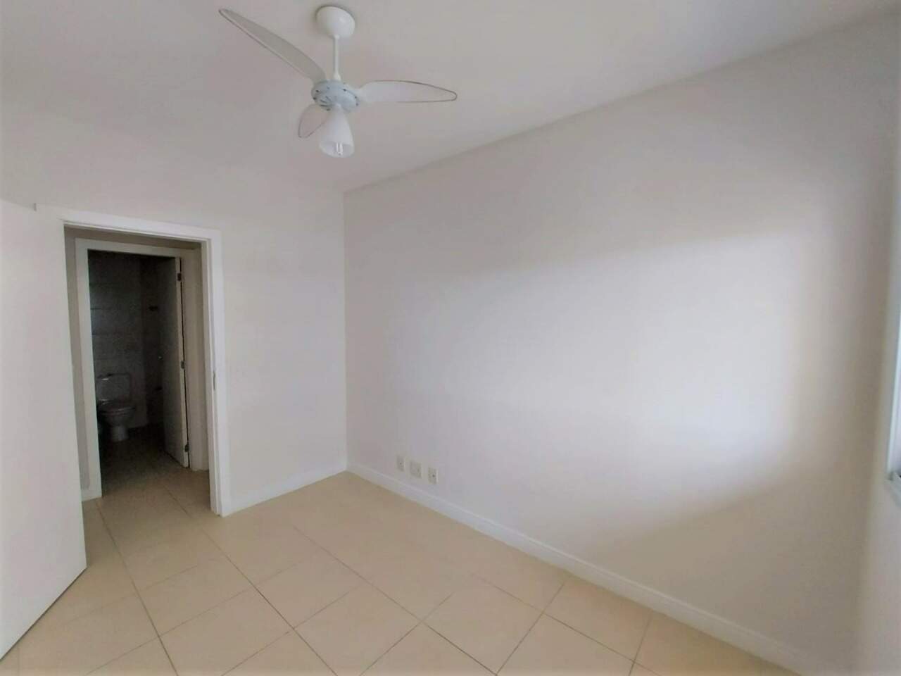 Apartamento para aluguel no Trindade: 