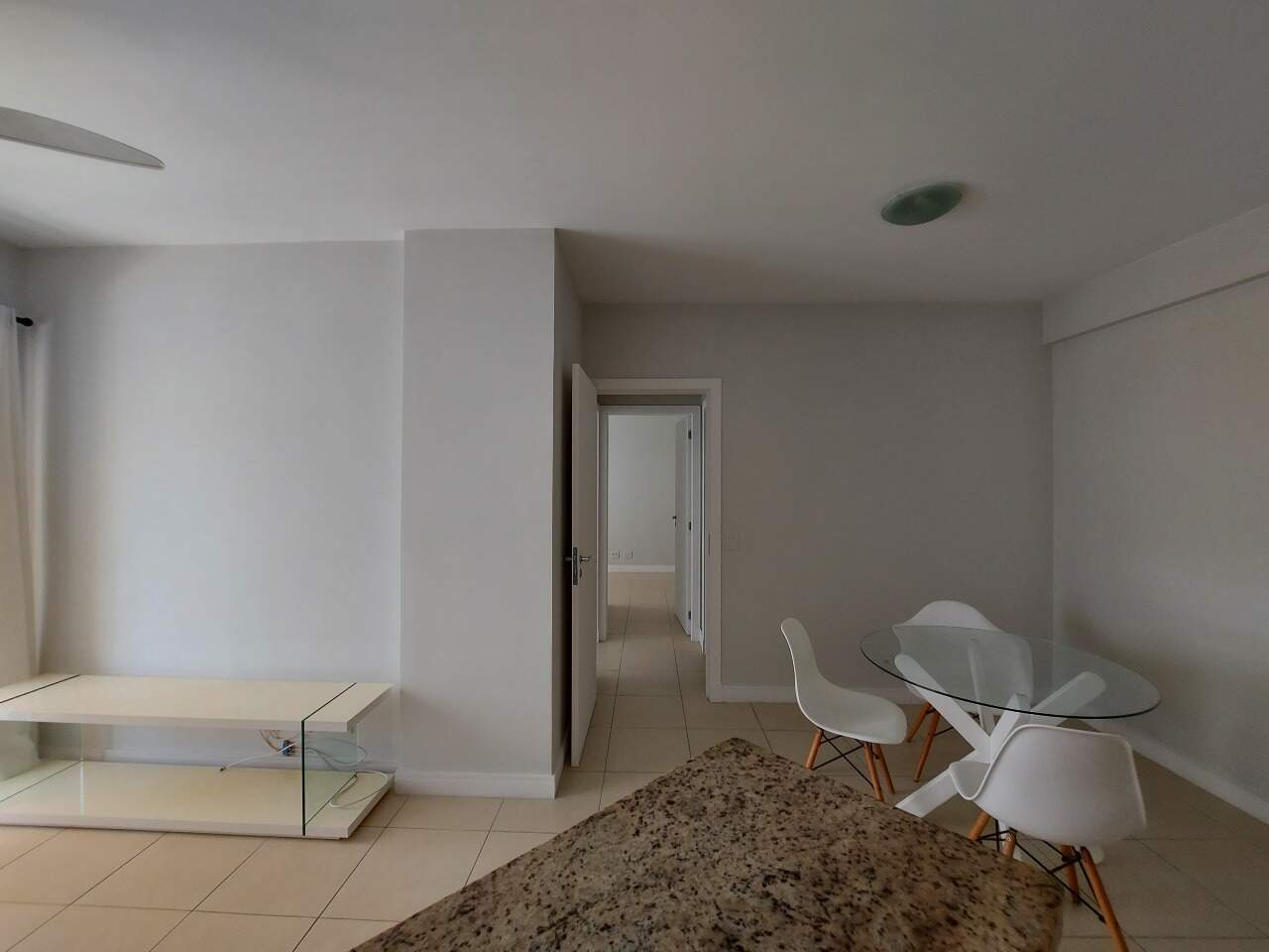 Apartamento para aluguel no Trindade: 