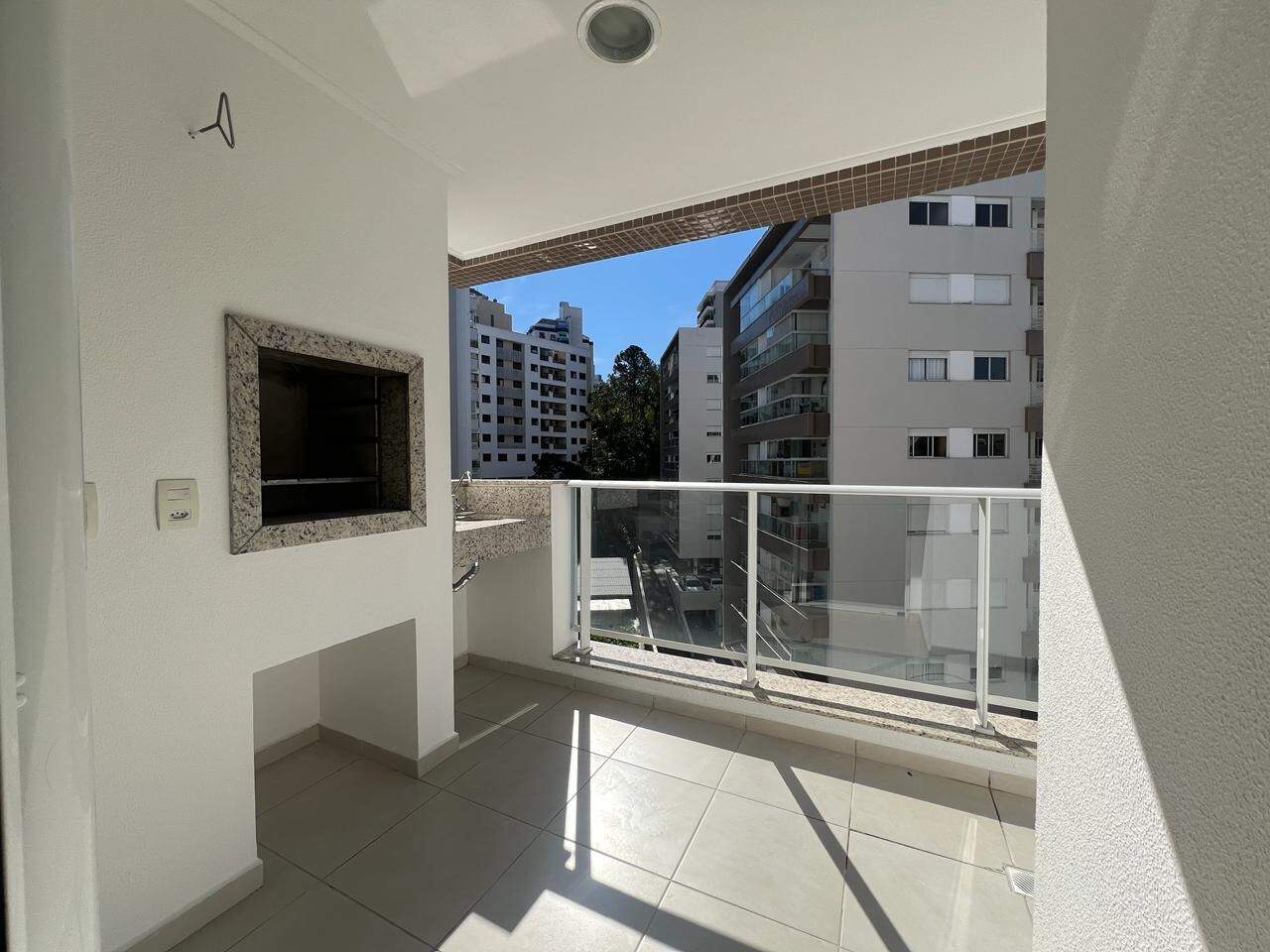 Apartamento para aluguel no Itacorubi: 