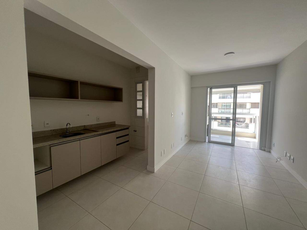 Apartamento para aluguel no Itacorubi: 