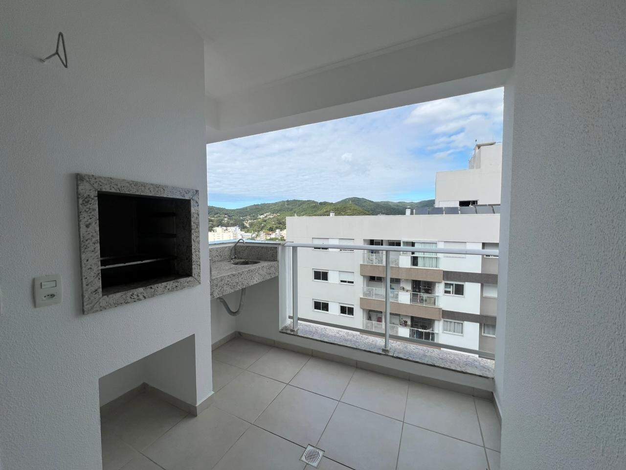 Apartamento para aluguel no Itacorubi: 