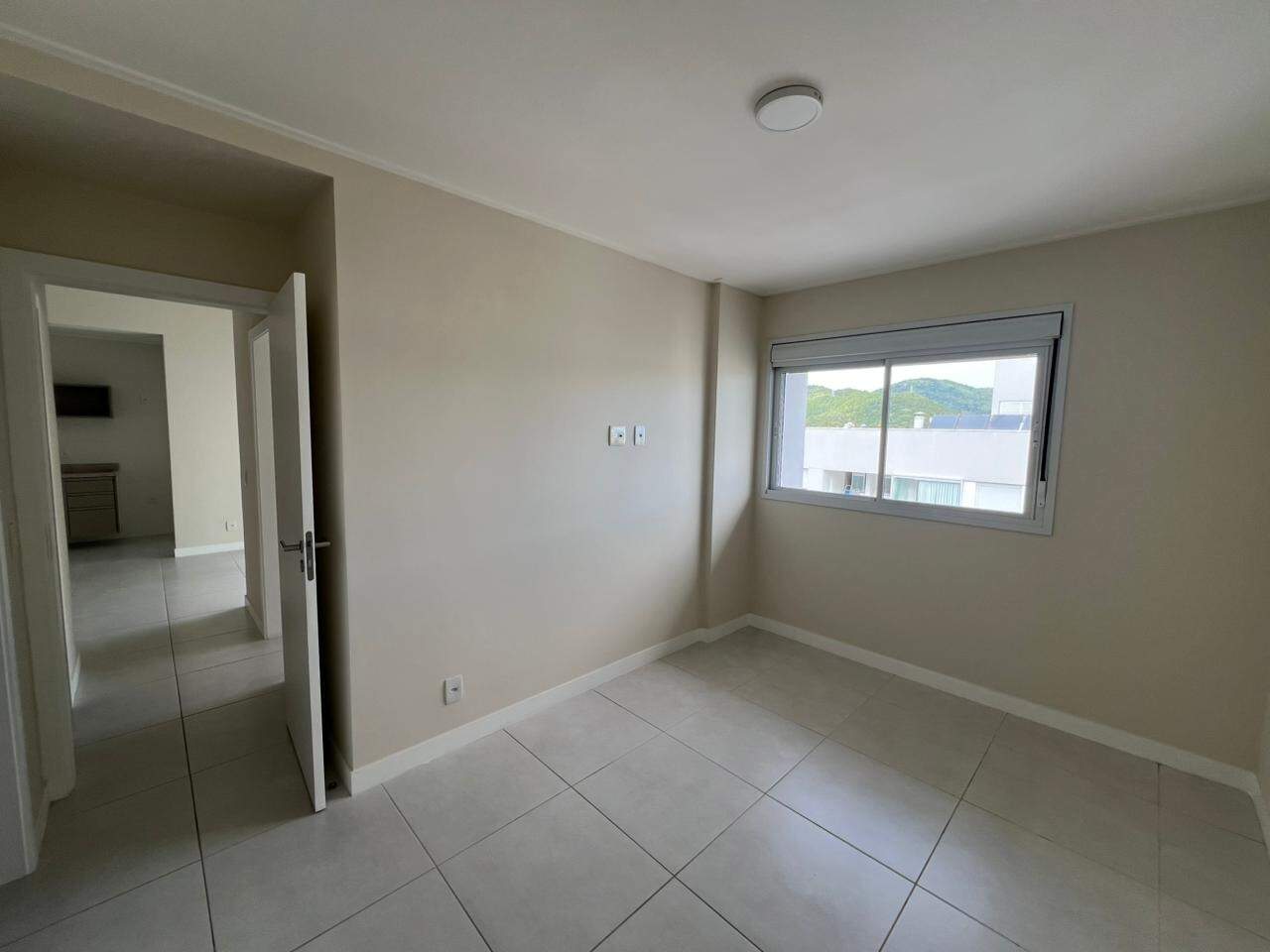 Apartamento para aluguel no Itacorubi: 