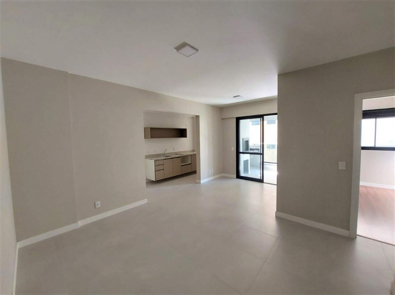 Apartamento para aluguel no Centro: 