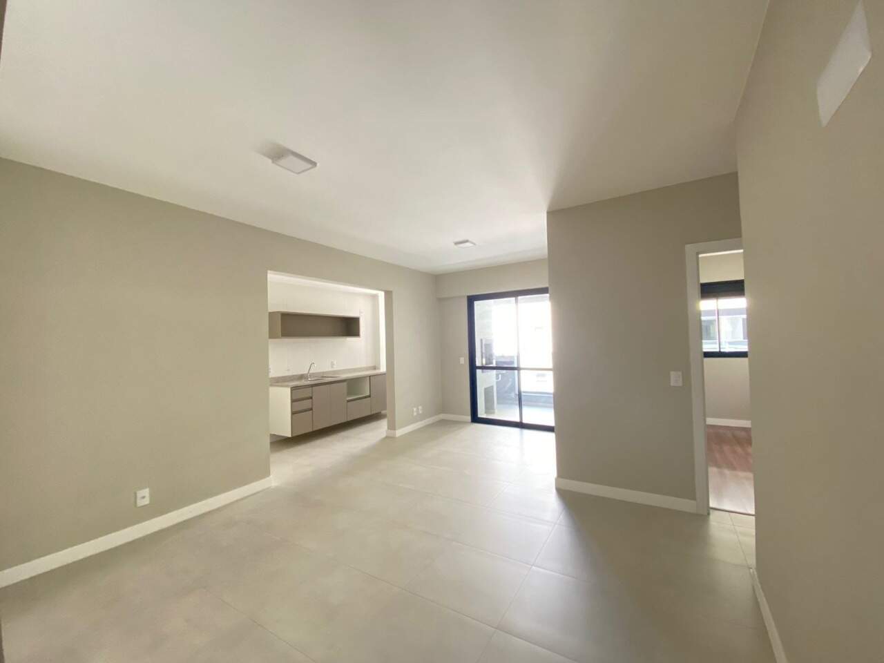 Apartamento para aluguel no Centro: 