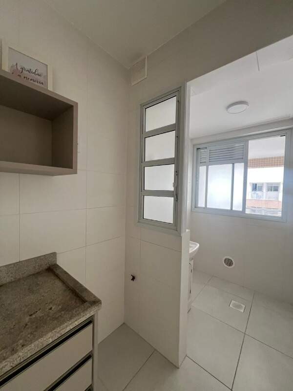 Apartamento para aluguel no Itacorubi: 