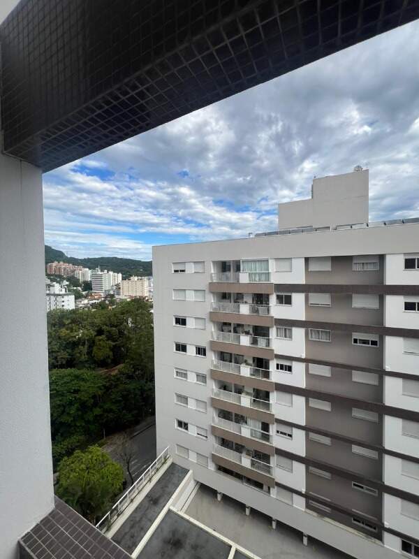 Apartamento para aluguel no Itacorubi: 