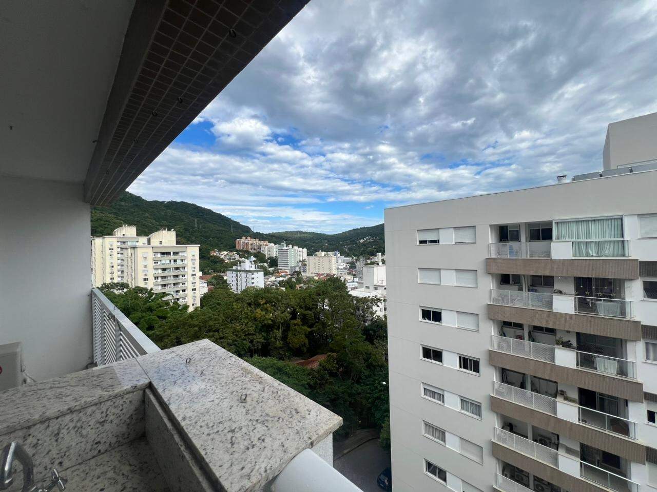 Apartamento para aluguel no Itacorubi: 