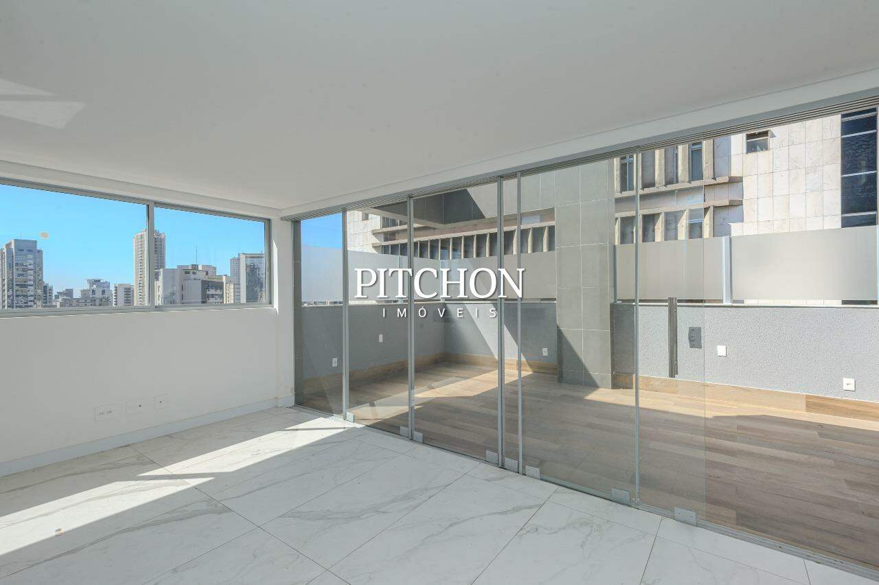 Cobertura à venda, 3 quartos, 1 suíte, 2 vagas, Savassi - Belo Horizonte/MG