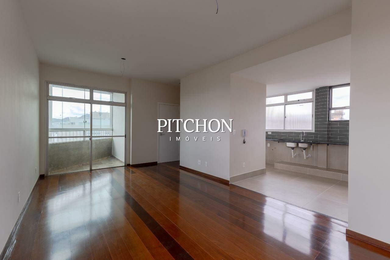 Apartamento à venda de 3 quartos, sendo 1 suíte e 2 vagas de garagem com área de 100m² no bairro Santo Agostinho