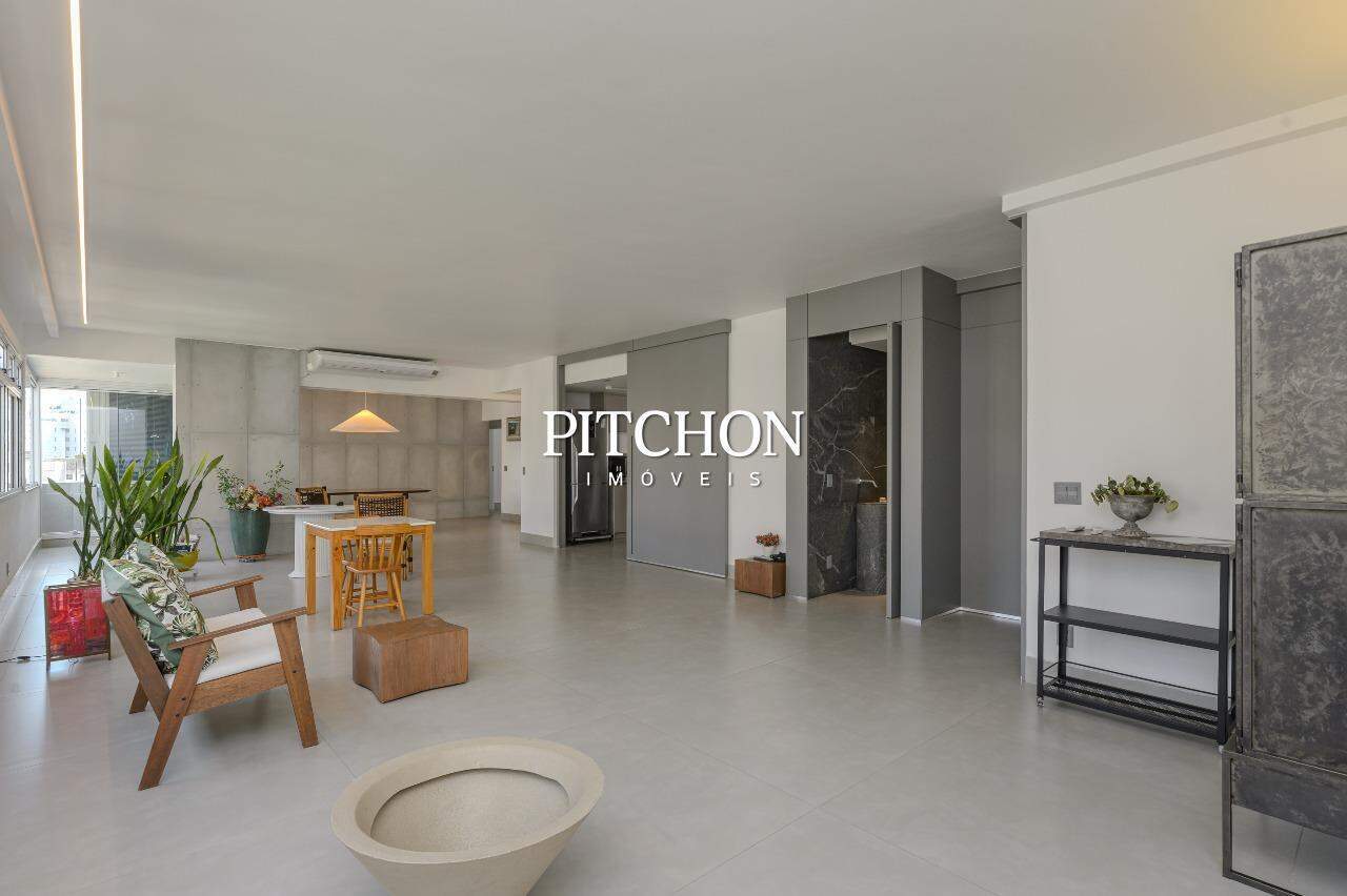 Apartamento à venda com 260 m² com 4 quartos no Bairro de Lourdes