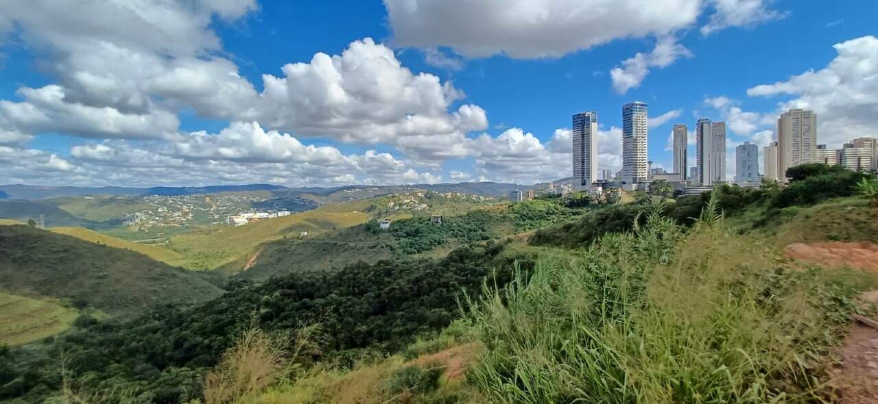 Lote à venda no Jardim da Torre: 