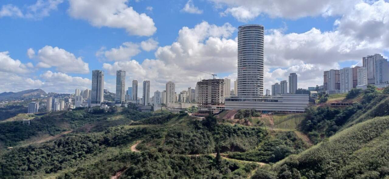 Lote à venda no Jardim da Torre: 
