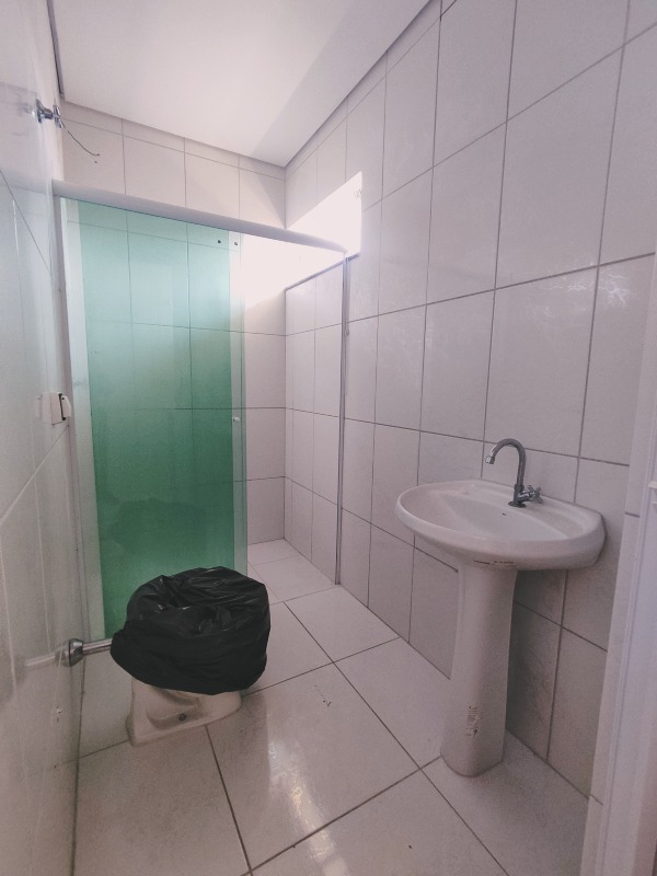 Kitnet para aluguel MARIA PAULA 1.000,00 : 