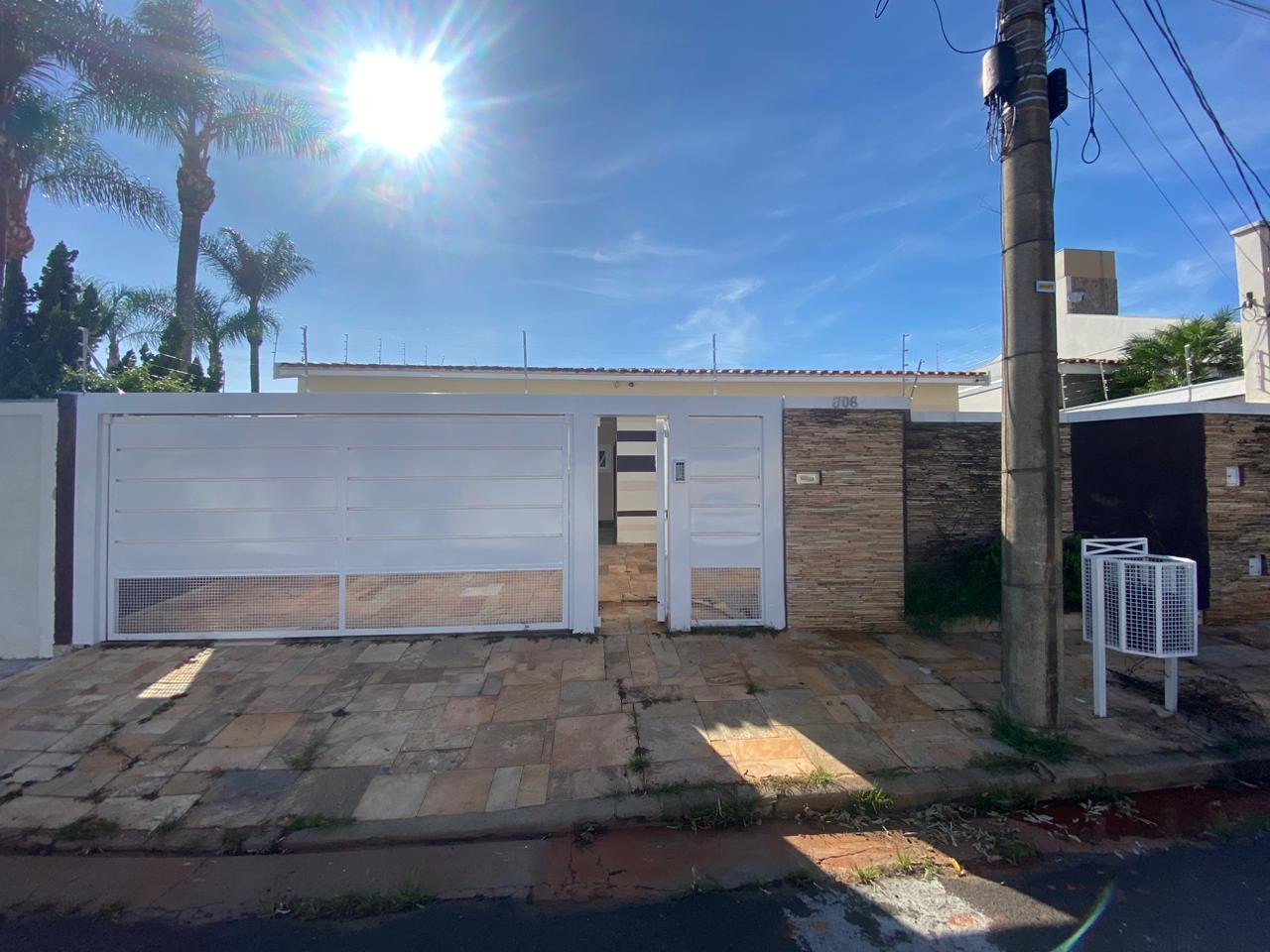 Casa para aluguel JARDIM AEROPORTO 4 quartos 4.200,00 : 