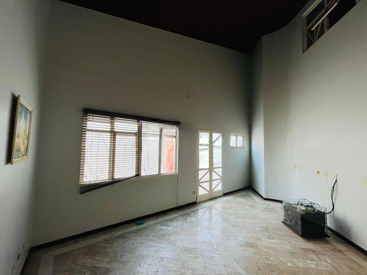 Casa para aluguel JARDIM AEROPORTO 4 quartos 4.200,00 : 