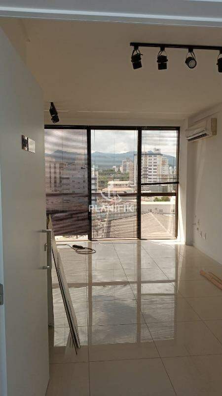 Sala Comercial de 120m² no bairro Centro, em Brusque | Eu Corretor