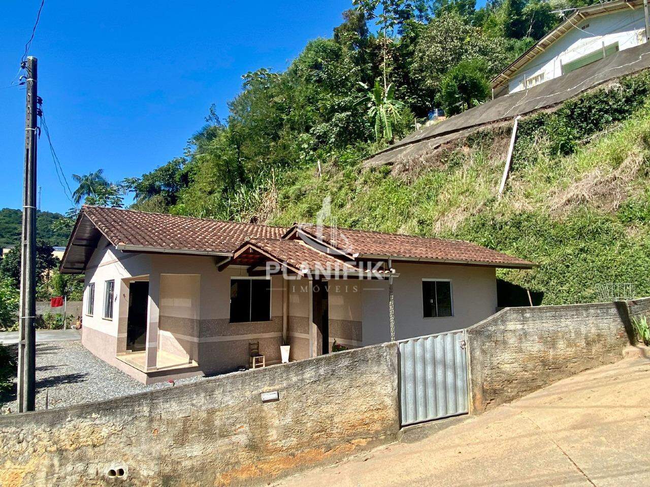 Casa de 3 quartos, 100m² no bairro Azambuja, em Brusque | Eu Corretor