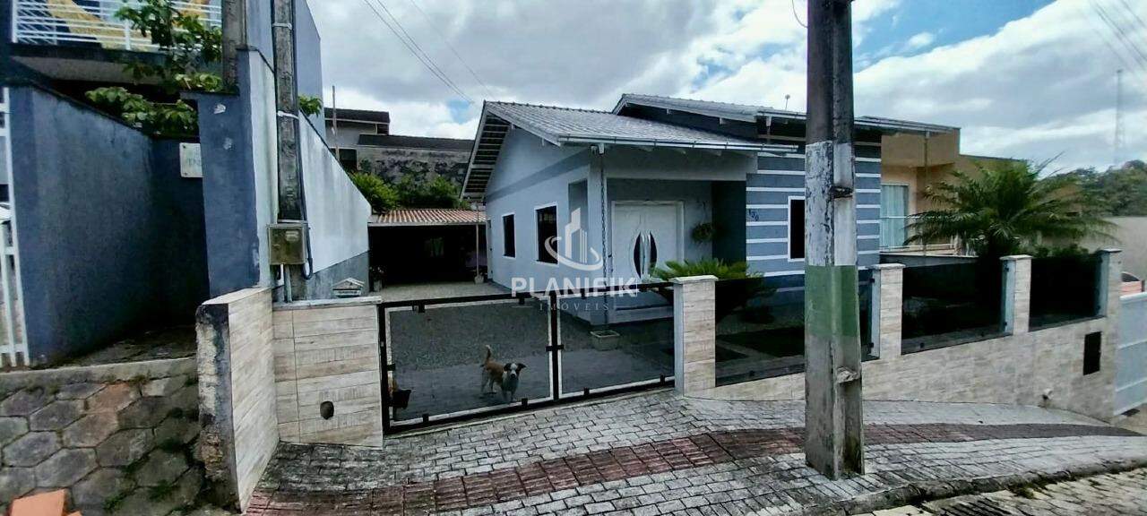 Casa de 2 quartos, 70m² no bairro Cedrinho, em Brusque | Eu Corretor