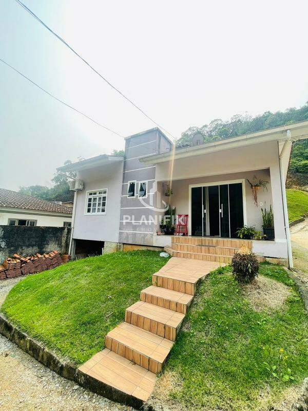 Casa de 2 quartos, 90m² no bairro Cedrinho, em Brusque | Eu Corretor