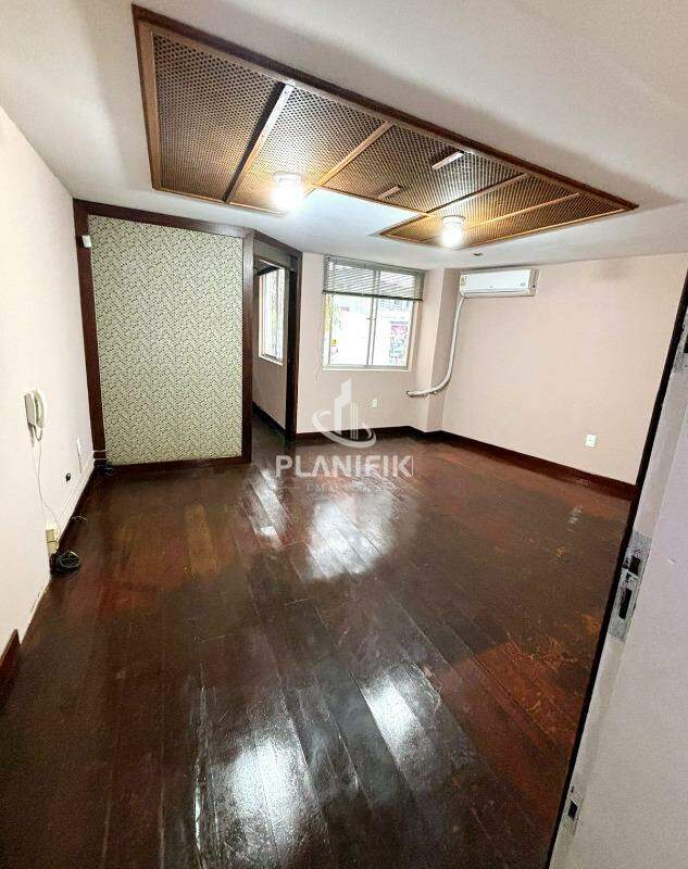 Sala Comercial de 70m² no bairro Centro I, em Brusque | Eu Corretor