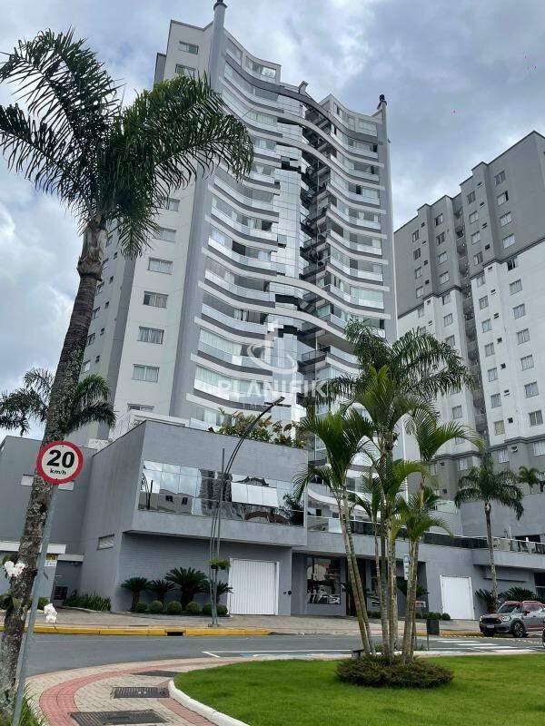 Apartamento de 3 quartos, 136m² no bairro Centro I, em Brusque | Eu Corretor