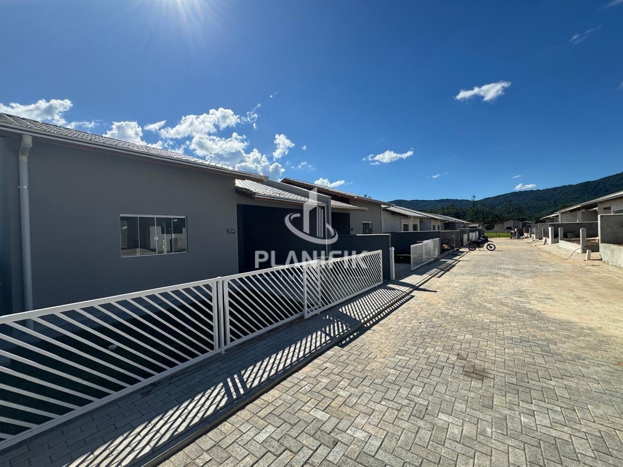 Casa de 2 quartos, 70m² no bairro Holstein, em Guabiruba | Eu Corretor