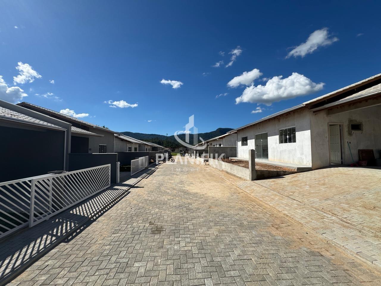 Casa de 2 quartos, 70m² no bairro Holstein, em Guabiruba | Eu Corretor