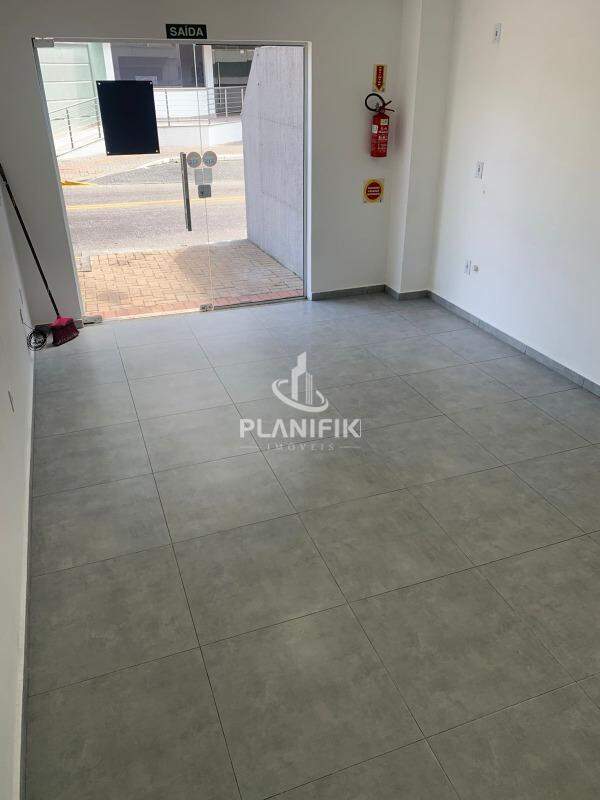 Sala Comercial de 33m² no bairro São Luiz, em Brusque | Eu Corretor