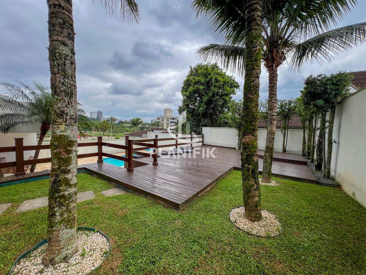Casa de 3 quartos, 300m² no bairro Jardim Maluche, em Brusque | Eu Corretor