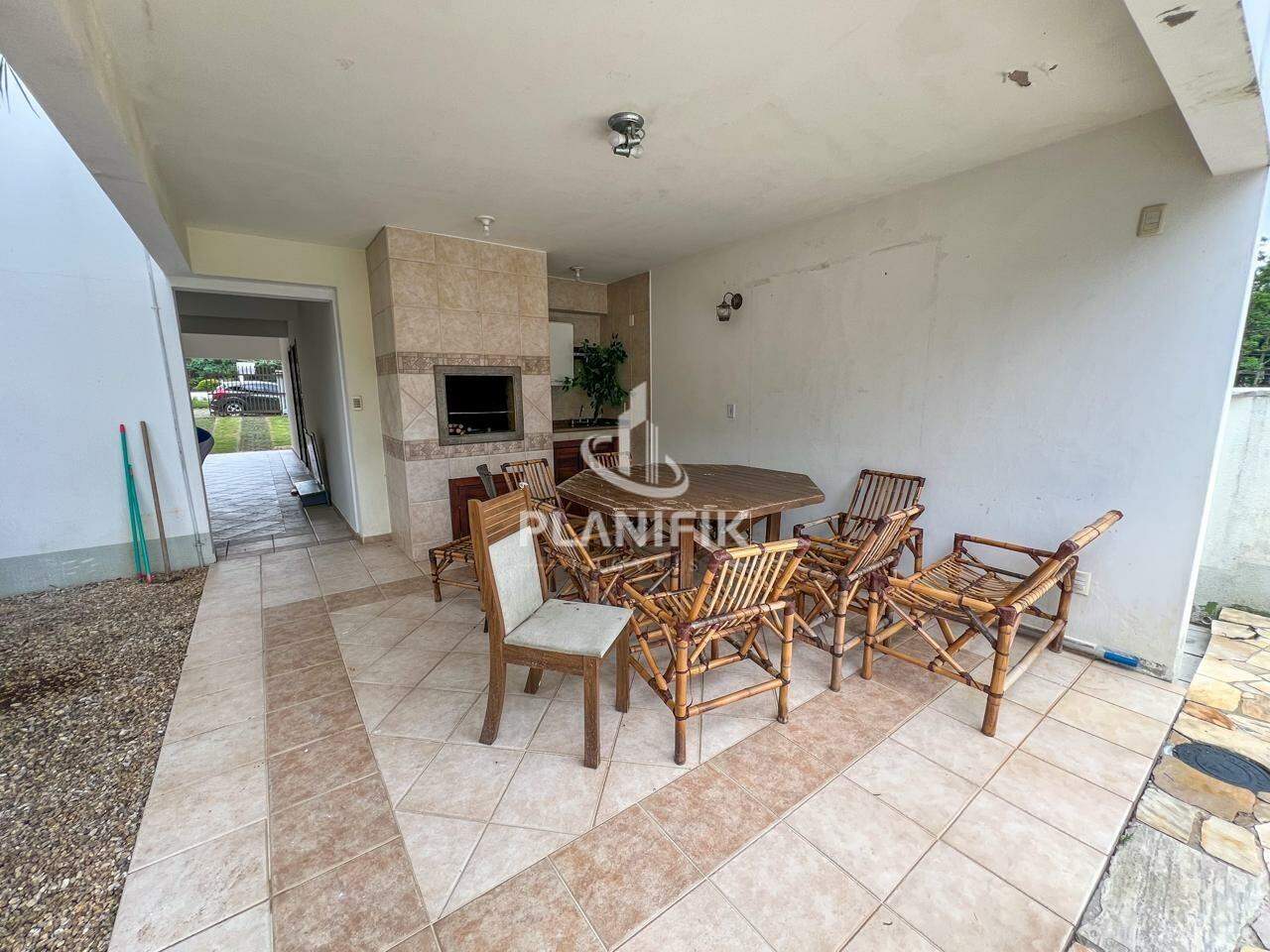 Casa de 3 quartos, 300m² no bairro Jardim Maluche, em Brusque | Eu Corretor
