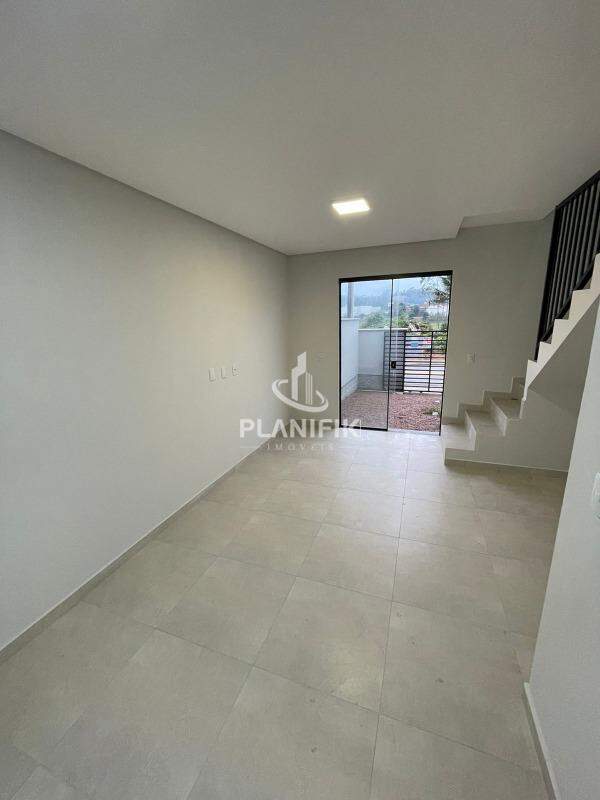 Casa de 2 quartos, 70m² no bairro Limoeiro, em Brusque | Eu Corretor
