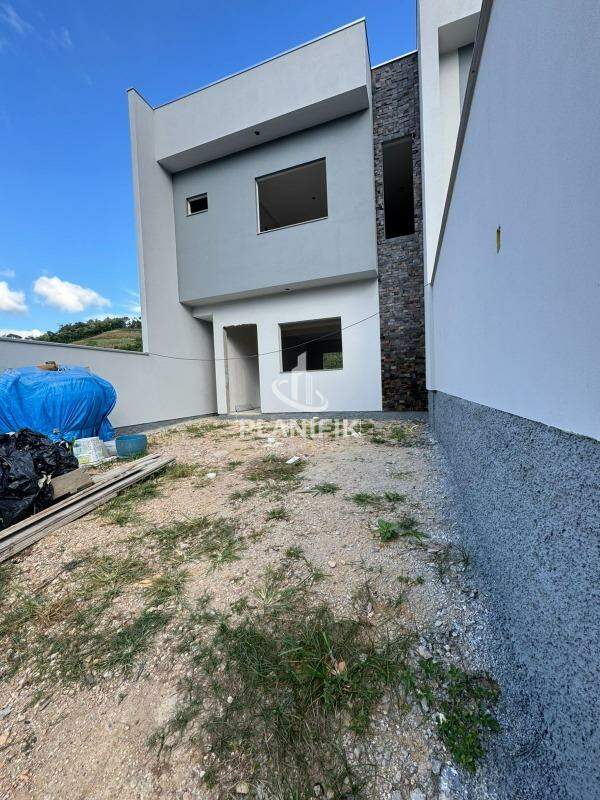 Casa de 3 quartos, 100m² no bairro Cedrinho, em Brusque | Eu Corretor