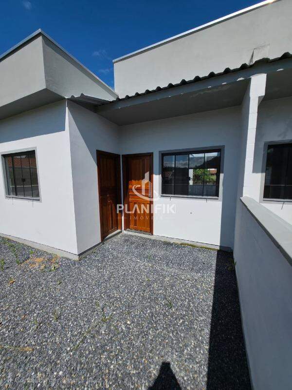 Casa de 3 quartos, 69m² no bairro POMERANIA, em Guabiruba | Eu Corretor