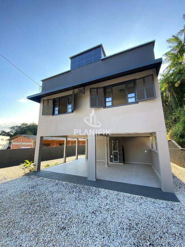 Casa de 4 quartos, 175m² no bairro Primeiro de Maio, em Brusque | Eu Corretor