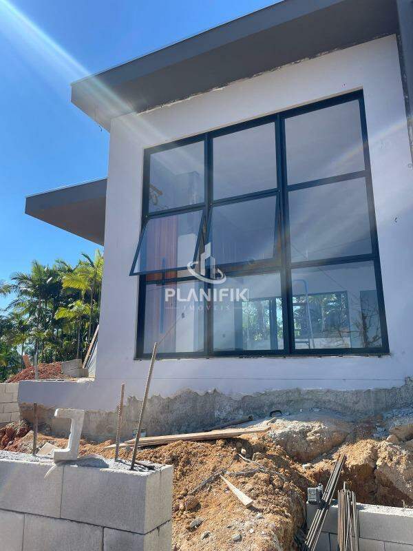 Casa de 3 quartos, 160m² no bairro Guabiruba Sul, em Guabiruba | Eu Corretor