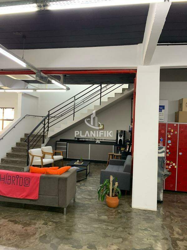 Sala Comercial de 394m² no bairro Centro II, em Brusque | Eu Corretor