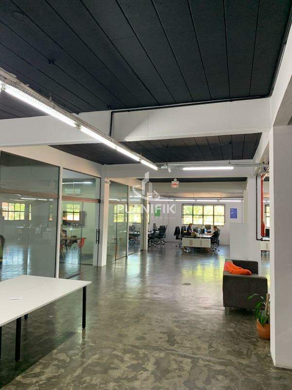 Sala Comercial de 394m² no bairro Centro II, em Brusque | Eu Corretor