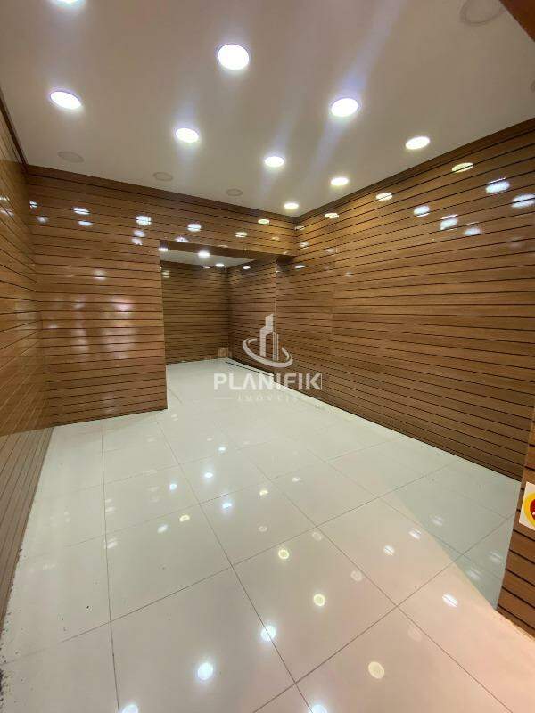 Sala Comercial de 150m² no bairro Centro I, em Brusque | Eu Corretor