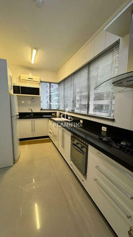 Apartamento de 3 quartos, 247m² no bairro Centro I, em Brusque | Eu Corretor