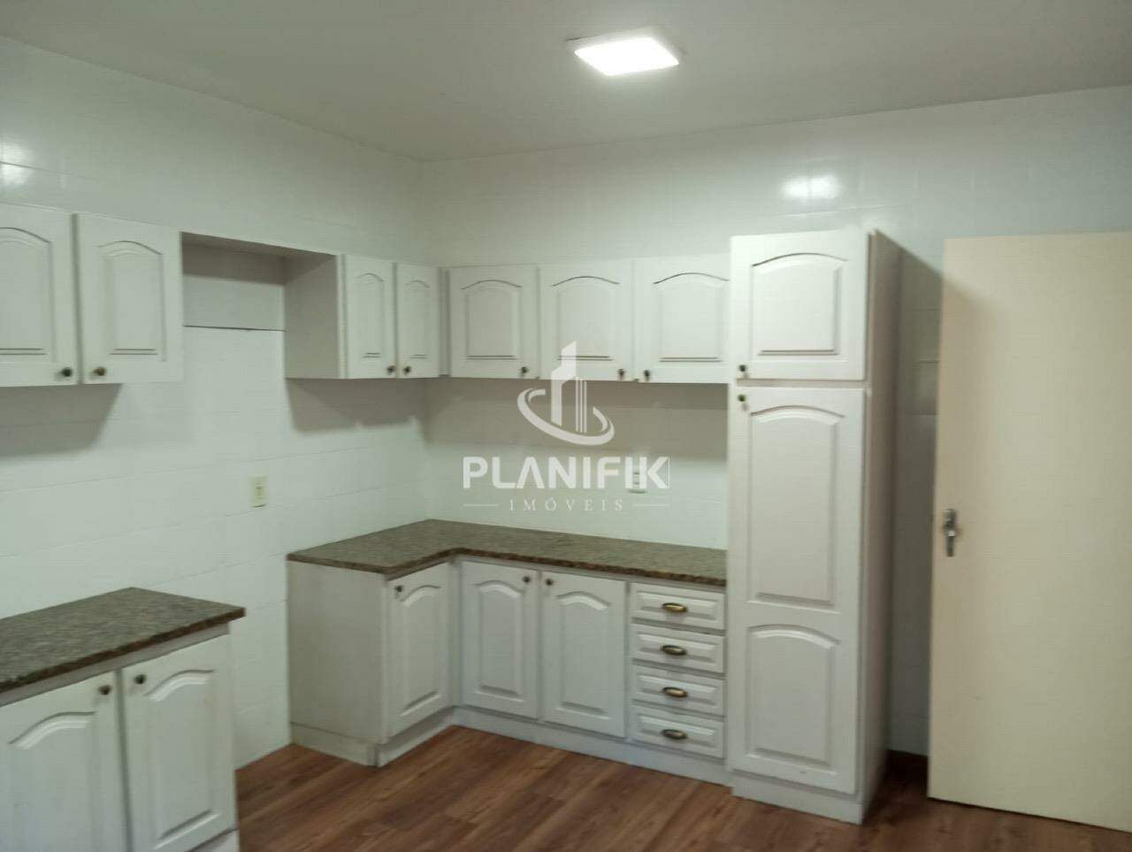 Casa de 4 quartos, 200m² no bairro Centro I, em Brusque | Eu Corretor