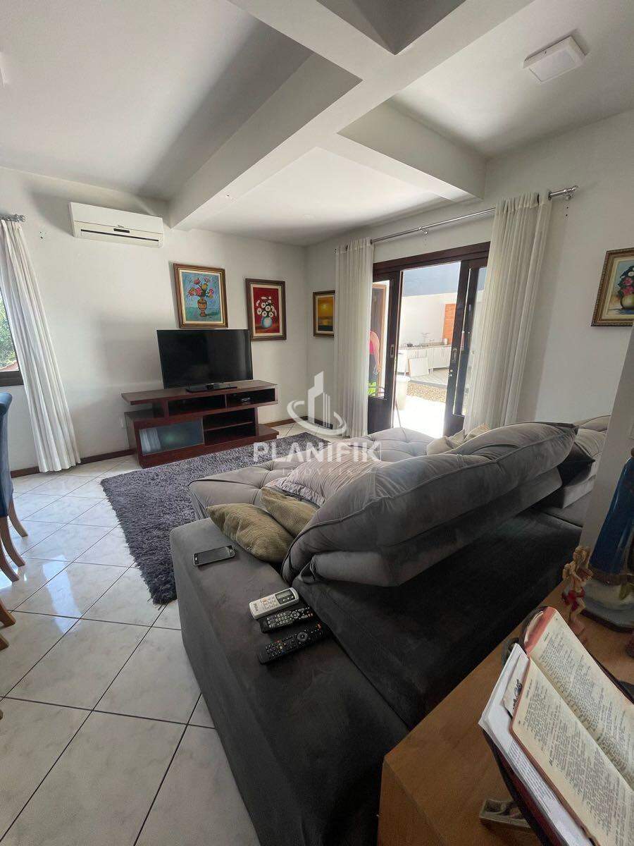 Casa de 2 quartos, 500m² no bairro São Luiz, em Brusque | Eu Corretor