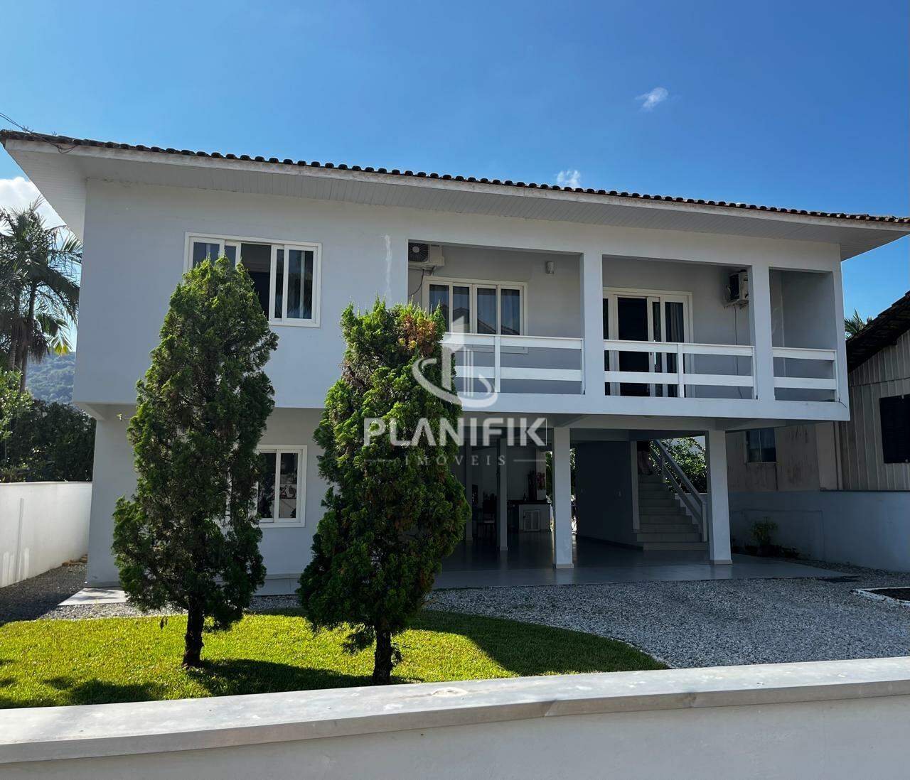 Casa de 4 quartos, 278m² no bairro Jardim Maluche, em Brusque | Eu Corretor