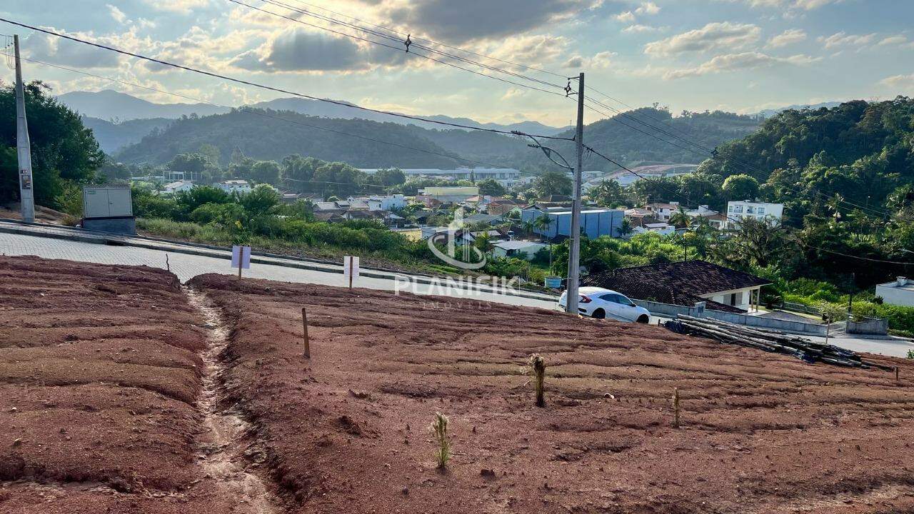 Lote/Terreno de 360m² no bairro Guabiruba Sul, em Guabiruba | Eu Corretor