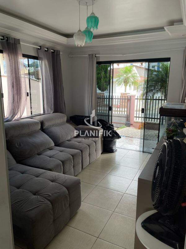 Casa de 3 quartos, 140m² no bairro Dom Joaquim, em Brusque | Eu Corretor