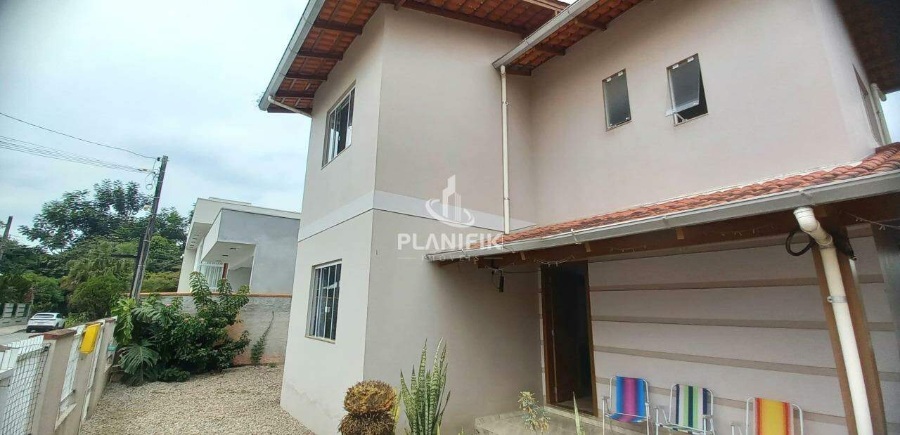 Casa de 6 quartos, 248m² no bairro Guarani, em Brusque | Eu Corretor
