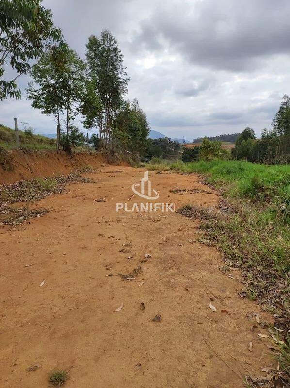 Lote/Terreno de 600m² no bairro Brilhante I, em Itajaí | Eu Corretor