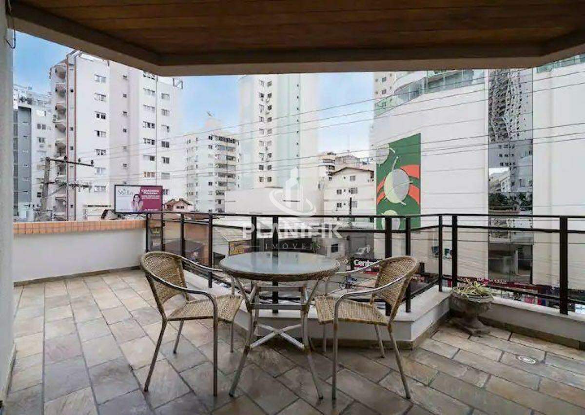 Apartamento de 3 quartos, 140m² no bairro Centro, em Balneário Camboriú | Eu Corretor