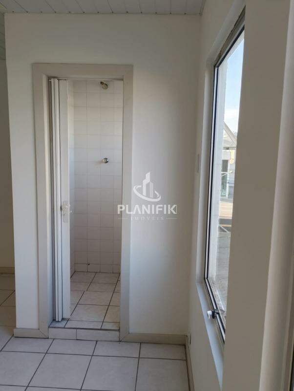 Sala Comercial de 35m² no bairro Centro I, em Brusque | Eu Corretor