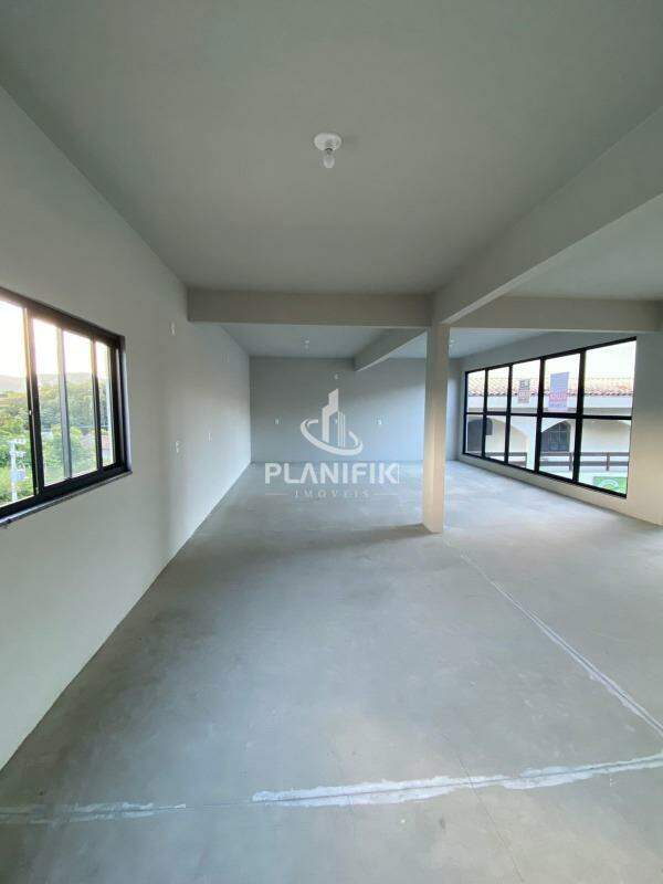 Sala Comercial de 130m² no bairro Jardim Maluche, em Brusque | Eu Corretor