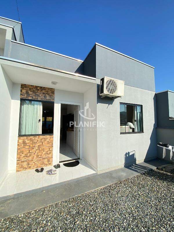 Casa de 2 quartos, 80m² no bairro Primeiro de Maio, em Brusque | Eu Corretor